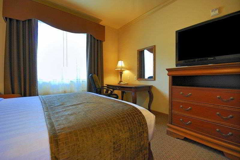 Western Crown Colony & Hotel Lufkin