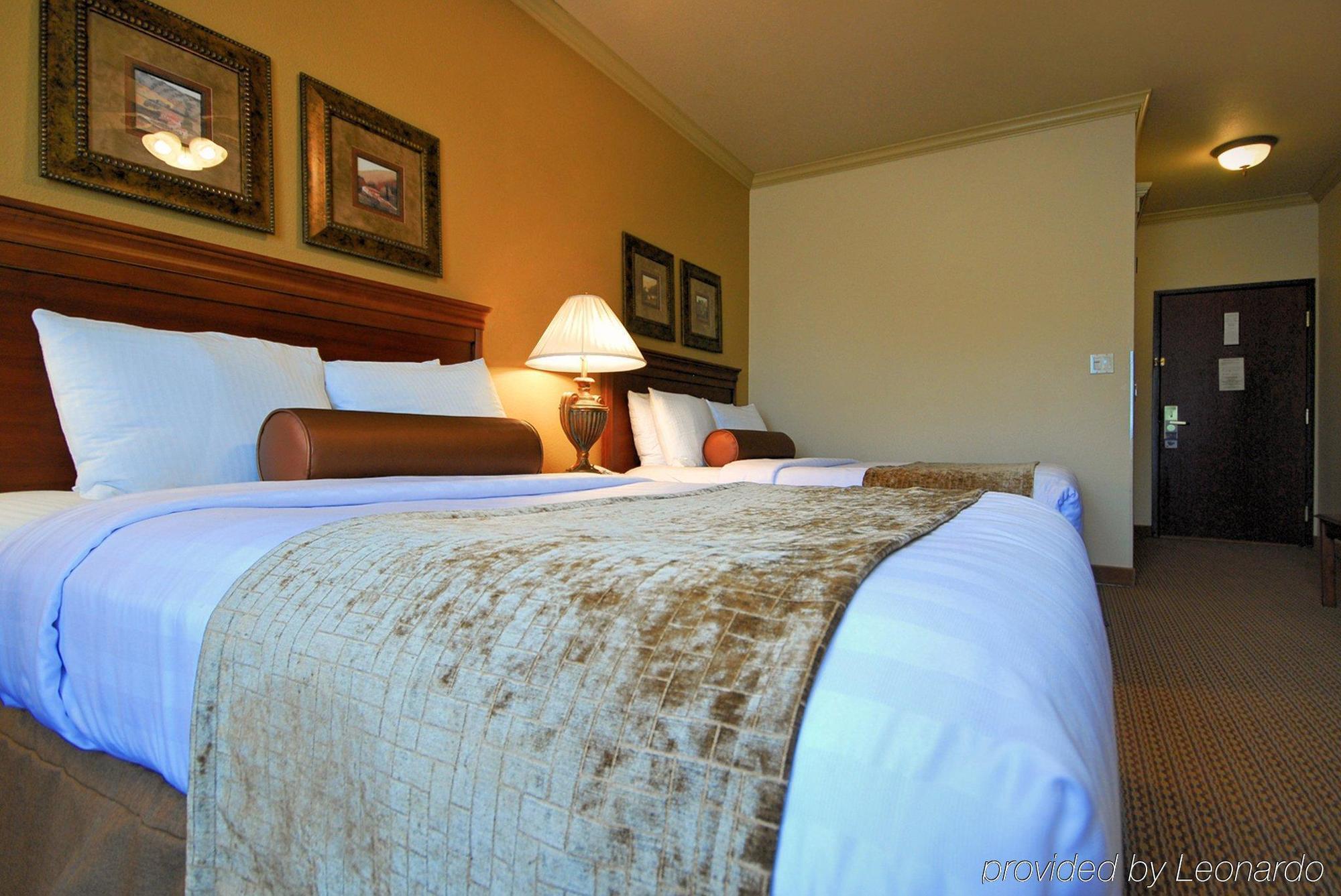 Western Crown Colony &